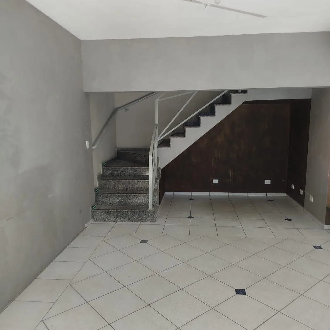 Piso térreo do(a) terreno padrão neutro em Liberdade, Itu - SP